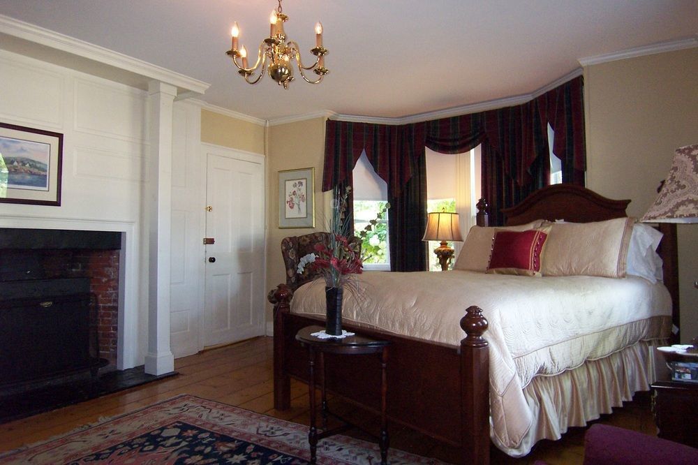 Elms Of Camden Bed & Breakfast Ngoại thất bức ảnh