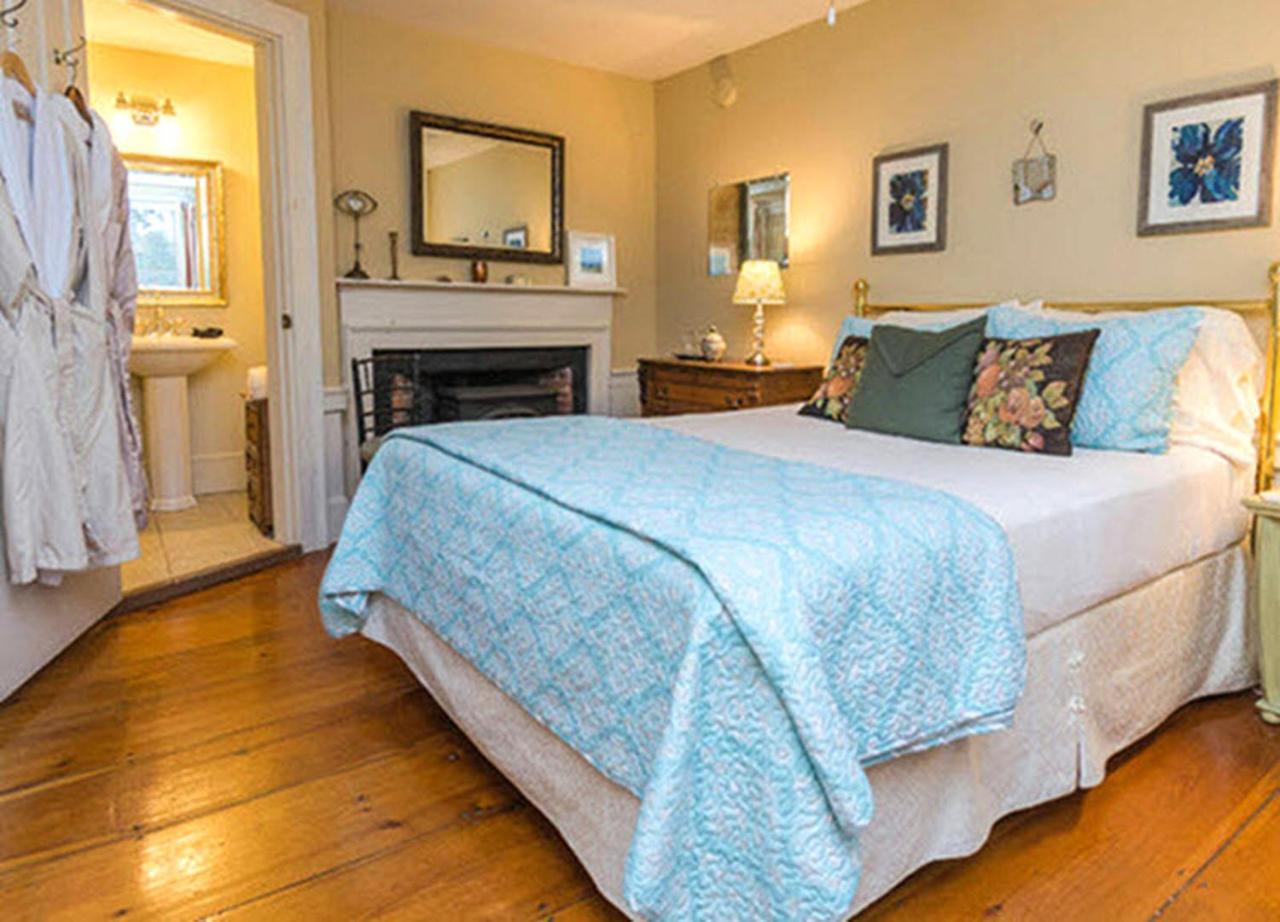 Elms Of Camden Bed & Breakfast Ngoại thất bức ảnh